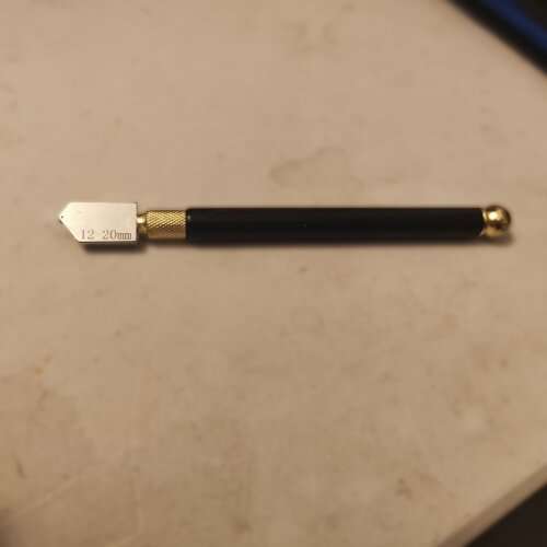 What do you need to start stained glass: a glass cutter